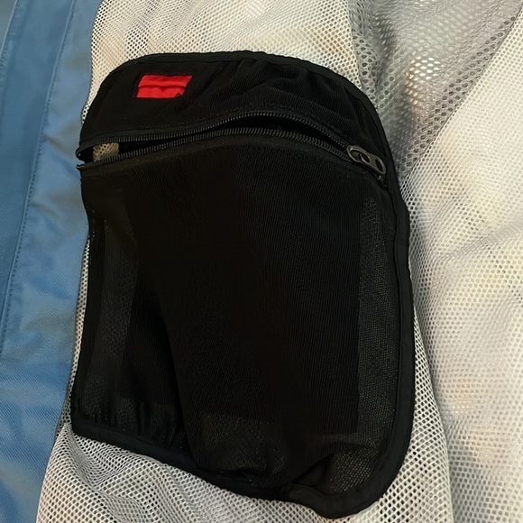 BURTON women’s snowboard jacket, Size Medium - Picture 11 of 13